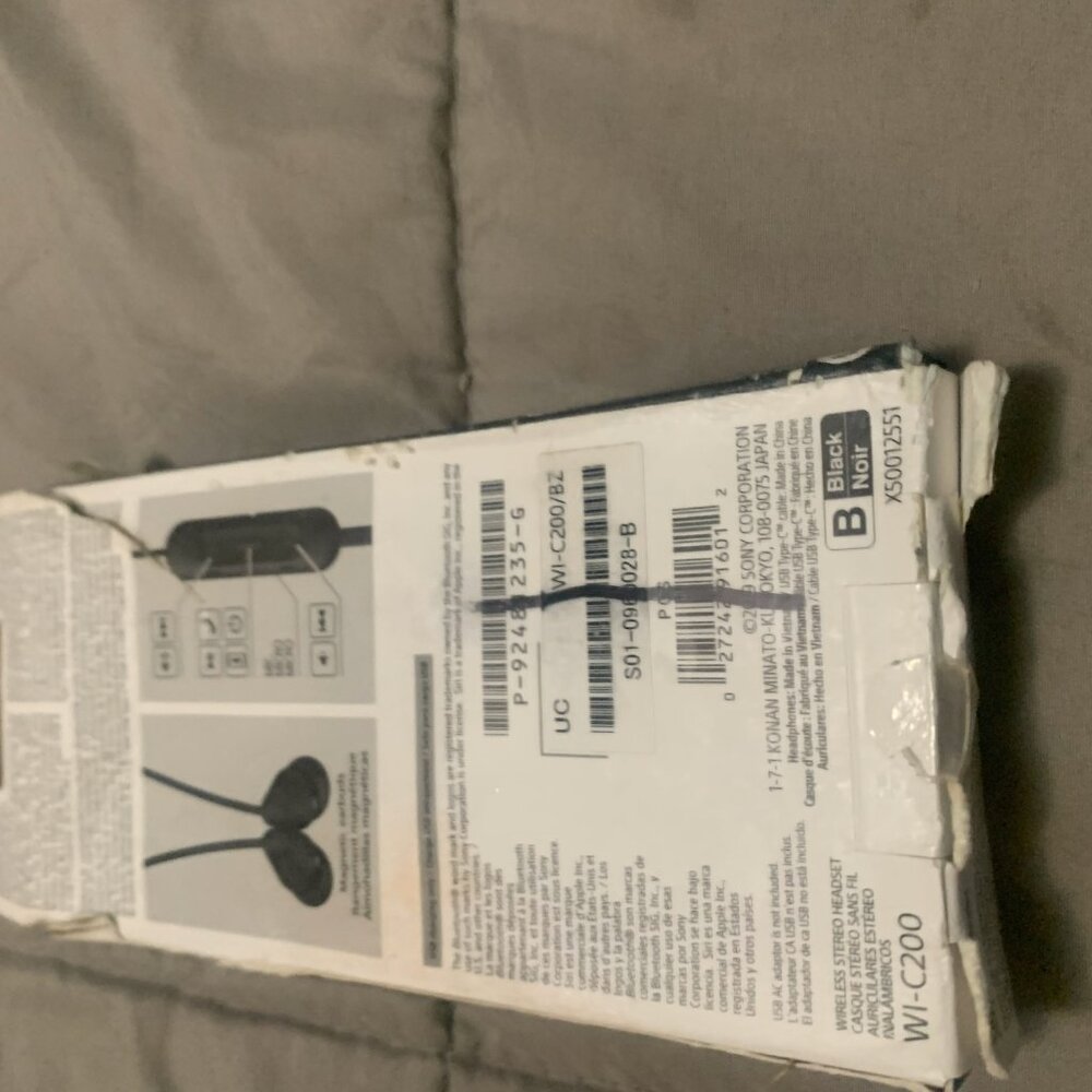 Official Sony Bluetooth Wireless Stereo Headset WI-C200 [ White ] NEW - Picture 2 of 4
